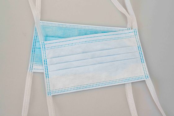 Approved EN14683 Droplet Prevention Disposable Medical Face Mask With Tie-On High Filtration Surgical Face Mask